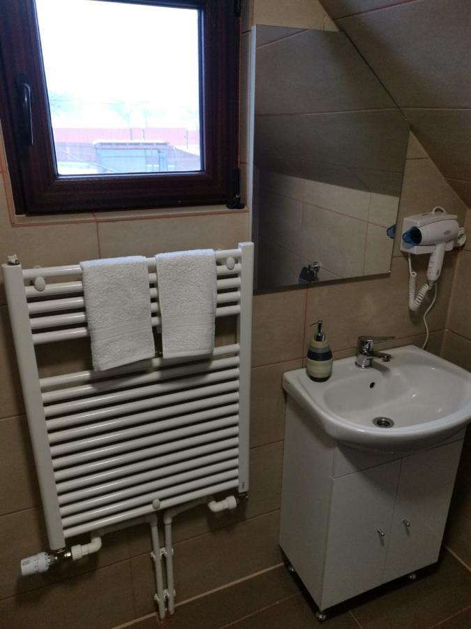 Somogyi Vendeghaz Bed & Breakfast Bancu Exterior foto